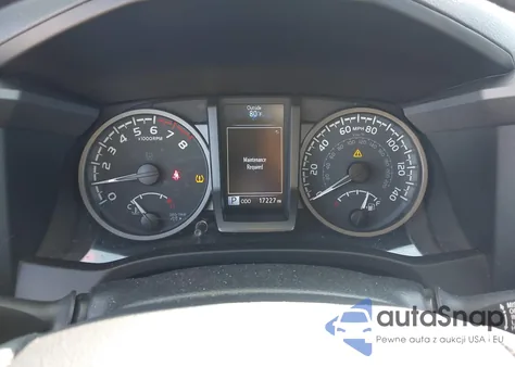 2022 Toyota Tacoma Trd Off Road z USA, uszkodzony, nr VIN 3TMCZ5AN8NM482764